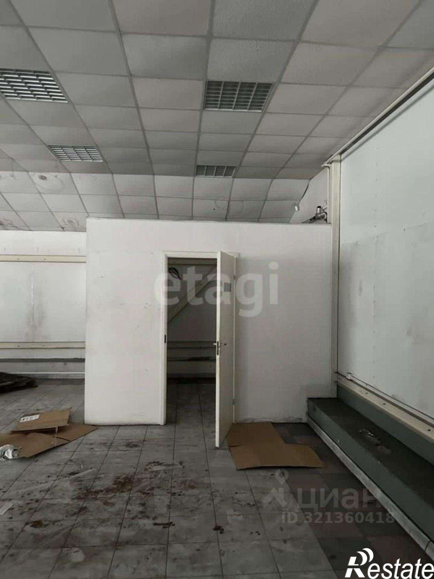 Купить помещение свободного назначения за 10 494 800 рублей на городской округ Псков