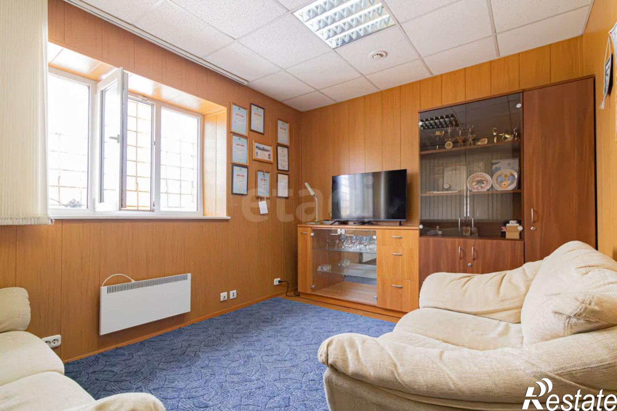 Купить помещение свободного назначения за 14 917 200 рублей на улица Леона Поземского, 121