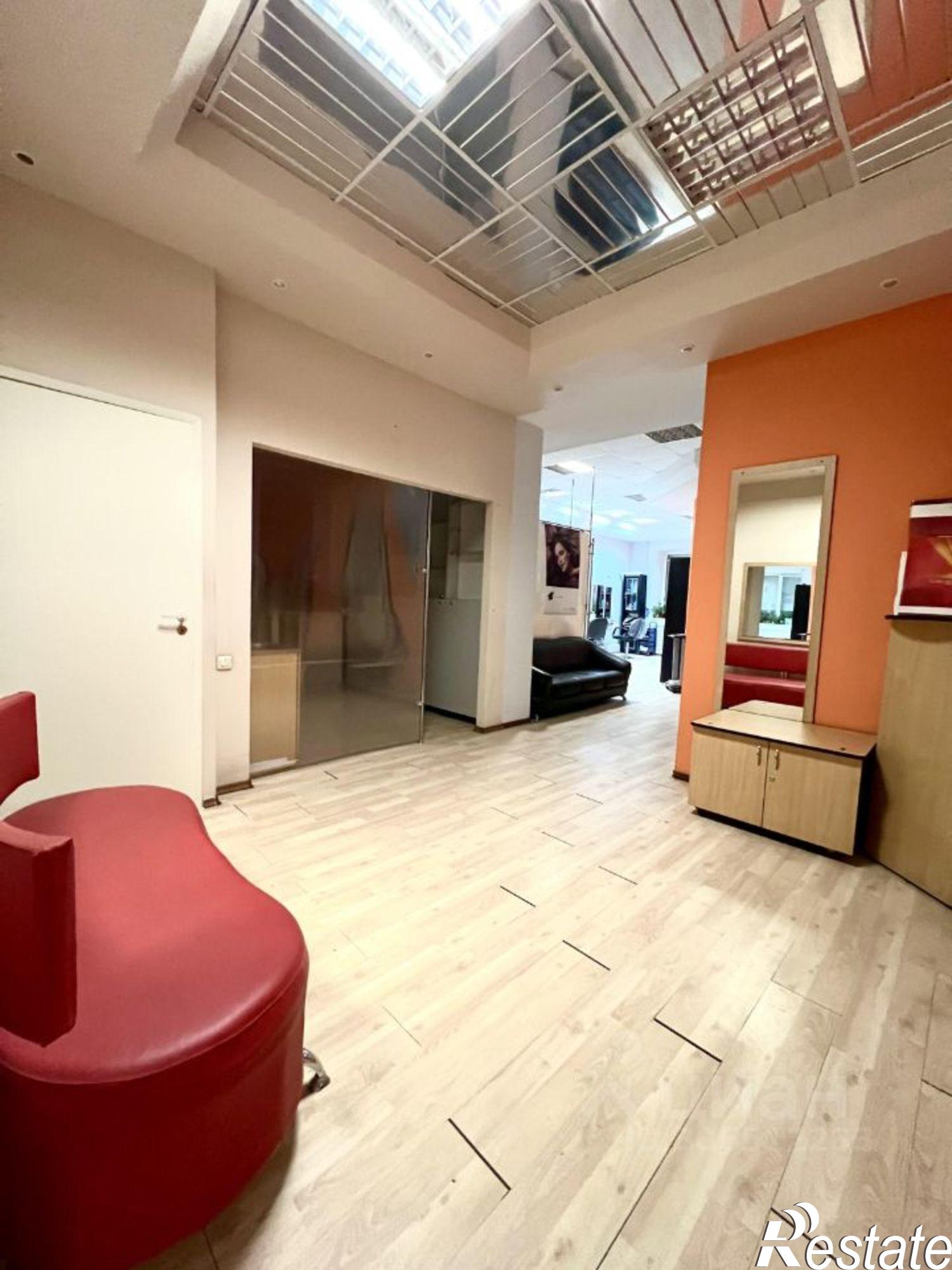 Купить помещение свободного назначения за 7 260 550 рублей на Коммунальная улица, 44Б