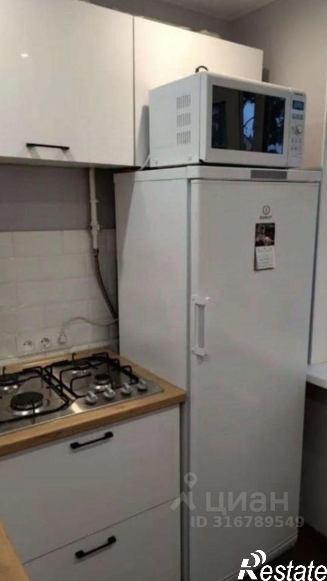 Сдать квартиру за 27 000 рублей на Псков, улица Максима Горького, 25