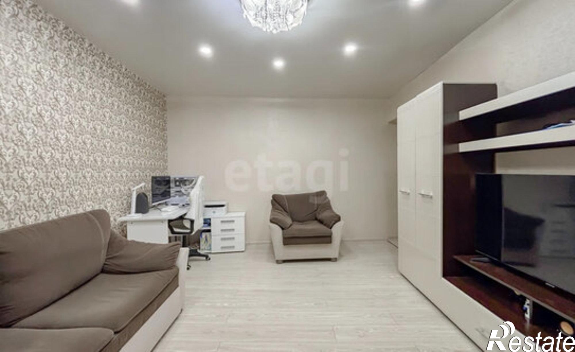 Купить квартиру за 6 550 000 рублей на Псков, Октябрьский проспект, 12