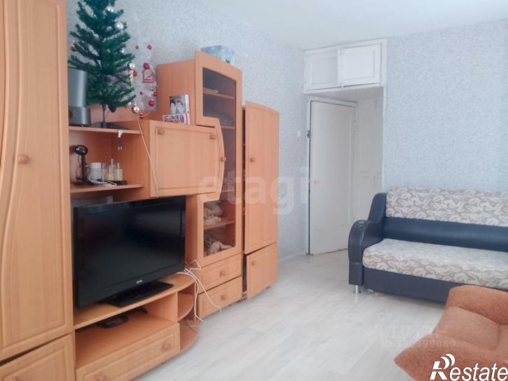 2-комн квартира кв-л 3 Остров, 19,  д. 19