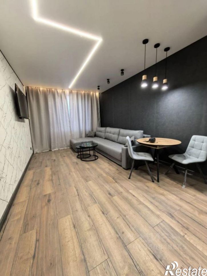 2-комн квартира Завеличенская улица, 24,  д. 24