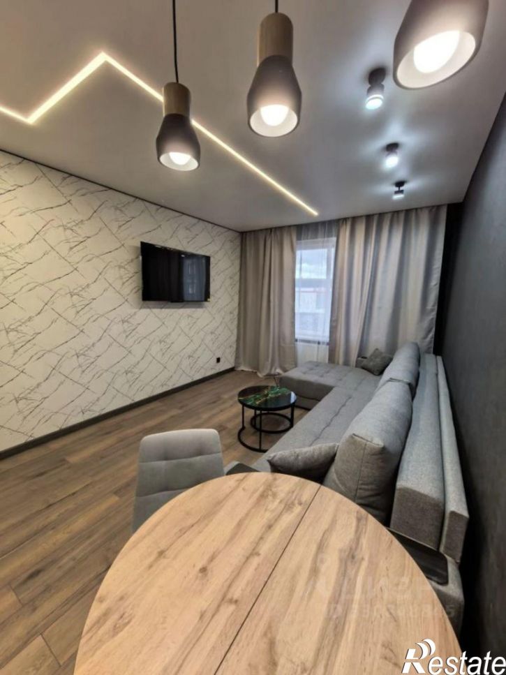 2-комн квартира Завеличенская улица, 24,  д. 24