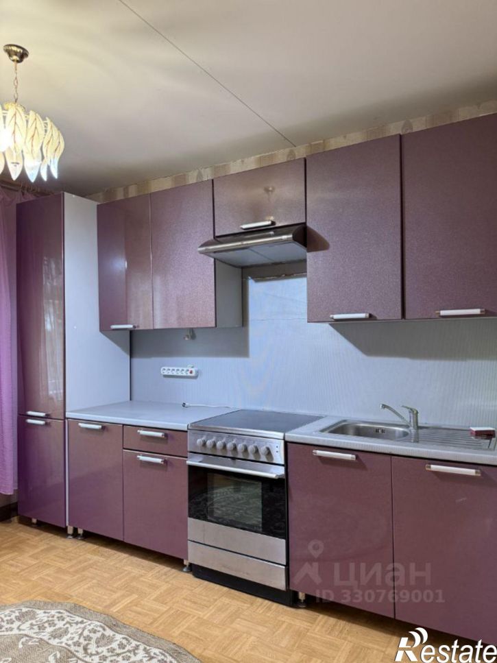 3-комн квартира улица Клавы Назаровой, 66,  д. 66