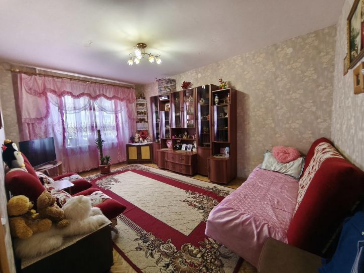 2-комн квартира Никольская улица, 2А