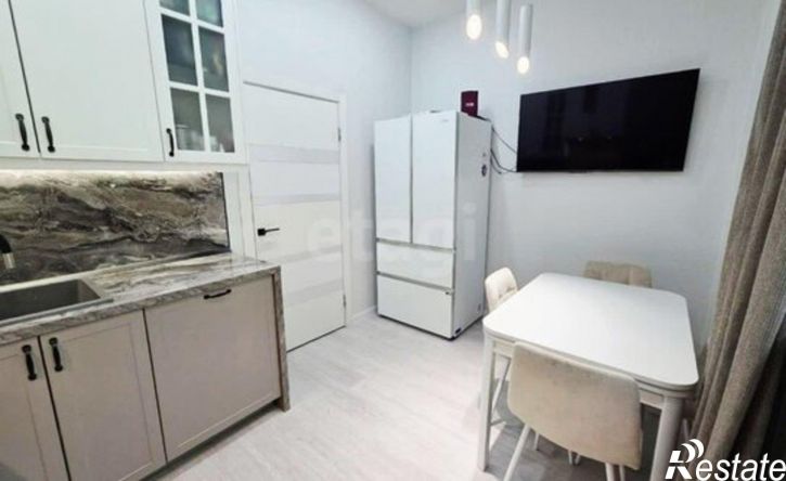 3-комн квартира улица Максима Горького, 15,  д. 15