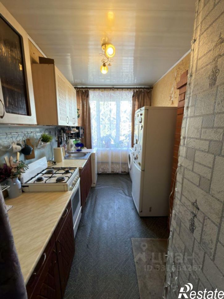 2-комн квартира Гдов, Кингисеппская улица