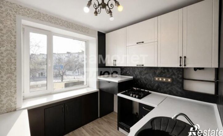 2-комн квартира Великие Луки, проспект Гагарина, 17