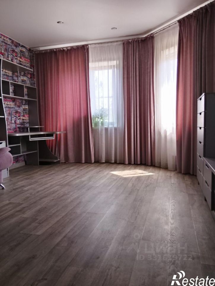 2-комн квартира Псков, Юбилейная улица, 32А