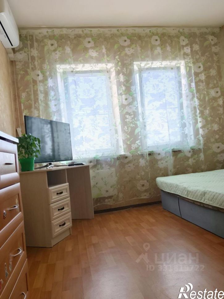 2-комн квартира Псков, Юбилейная улица, 32А