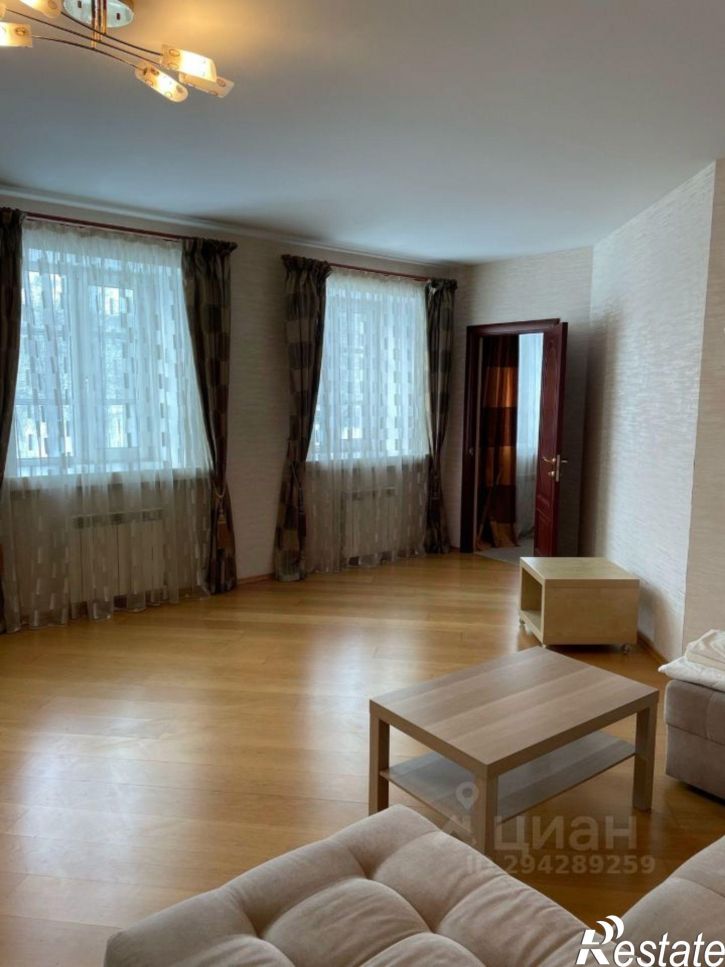 2-комн квартира Псков, Советская набережная, 3