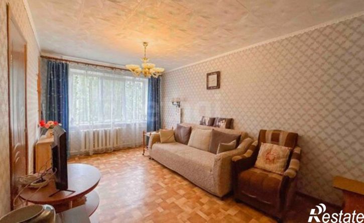 3-комн квартира Псков, Сиреневый бульвар, 1