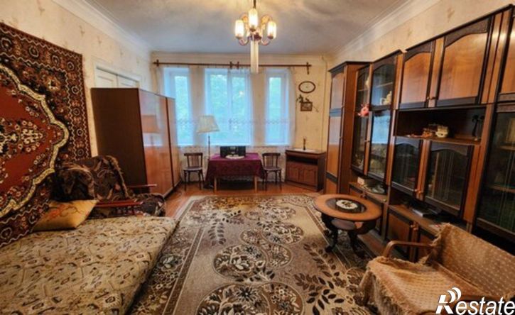 3-комн квартира Великие Луки, проспект Ленина, 25