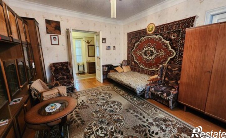 3-комн квартира Великие Луки, проспект Ленина, 25