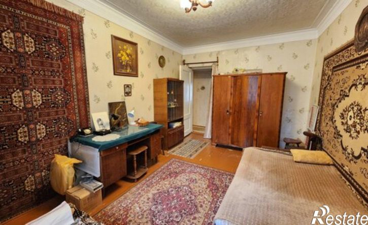 3-комн квартира Великие Луки, проспект Ленина, 25