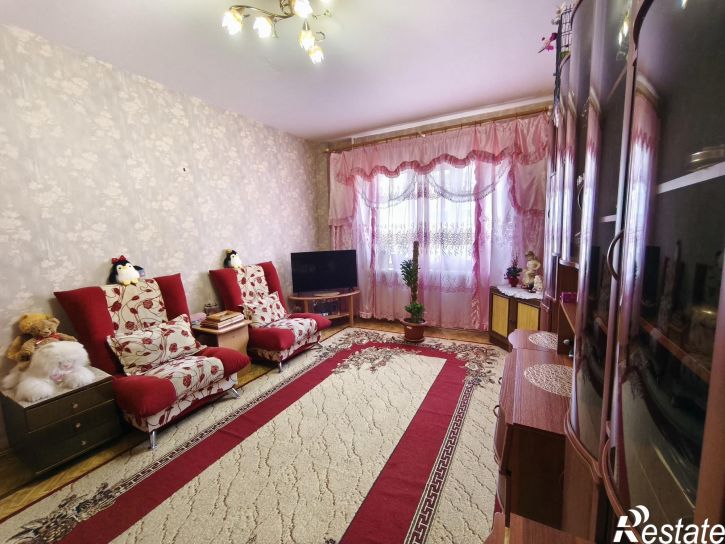 2-комн квартира Никольская улица, 2А