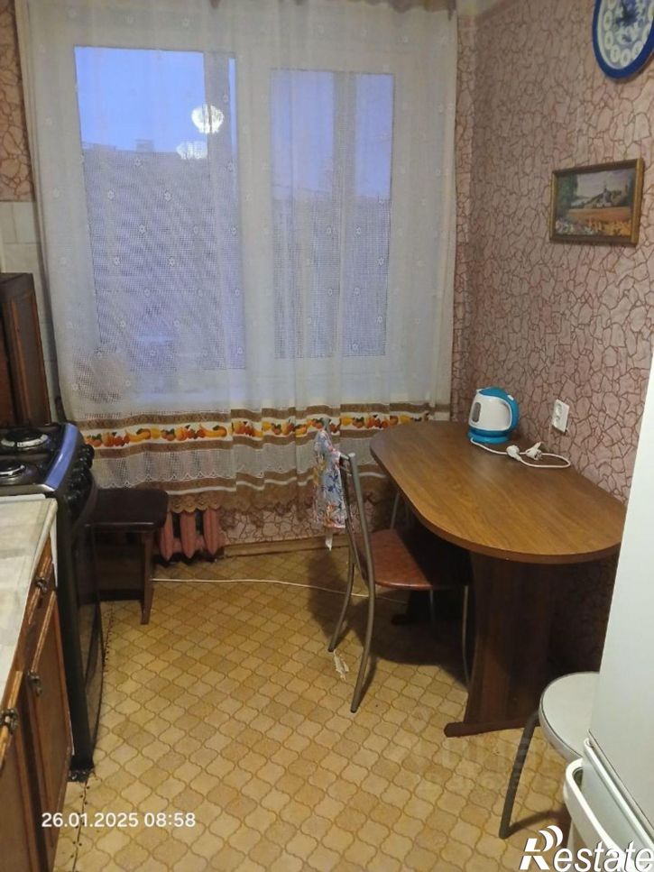 2-комн квартира Остров, Полевая улица, 4