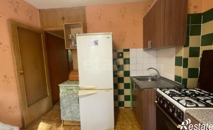 3-комн квартира Остров, улица ДОС, 17