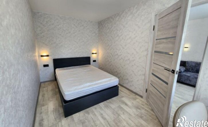 2-комн квартира Великие Луки, проспект Ленина, 53
