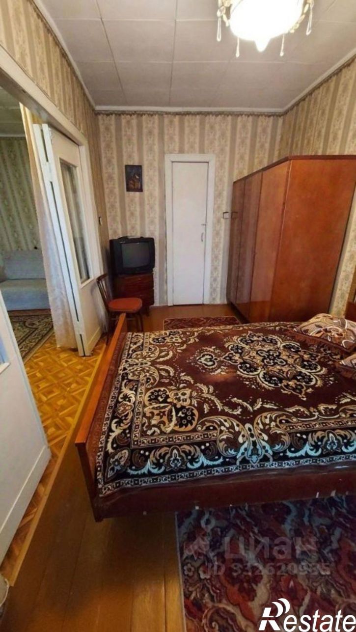 2-комн квартира Псков, Комдива Кирсанова ул, 7