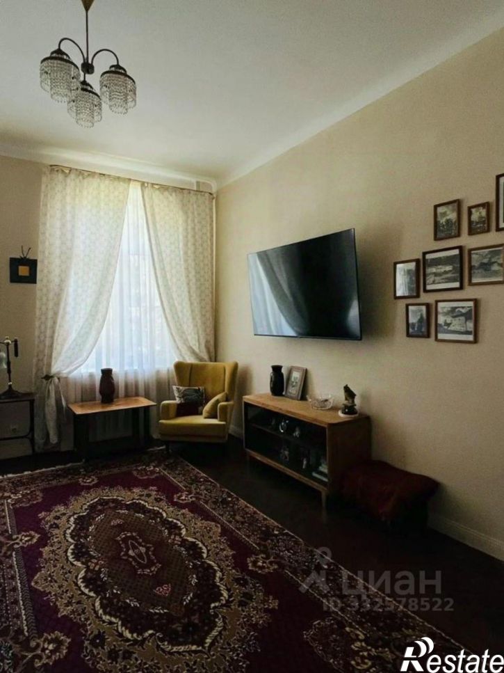 2-комн квартира Псков, Октябрьский проспект, 44