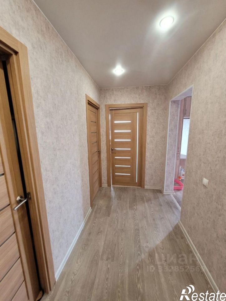 4-комн квартира ул Петрова, 45,  д. 45