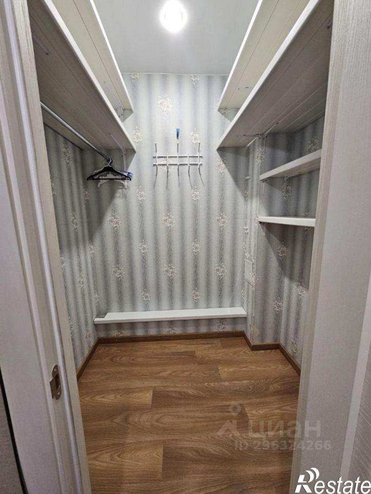 2-комн квартира Псков, улица Алексея Алёхина, 28