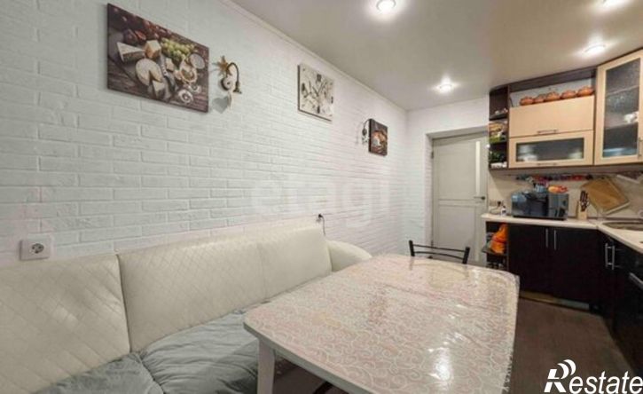 4-комн квартира Псков, улица Белинского, 85А