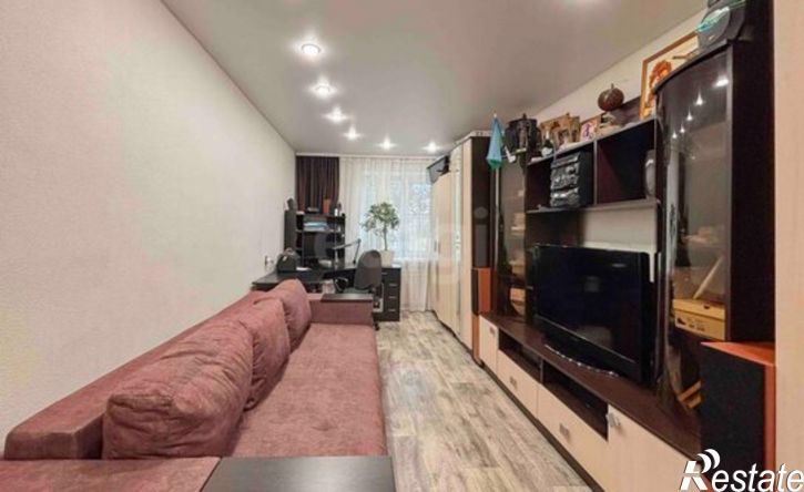 4-комн квартира Псков, улица Белинского, 85А