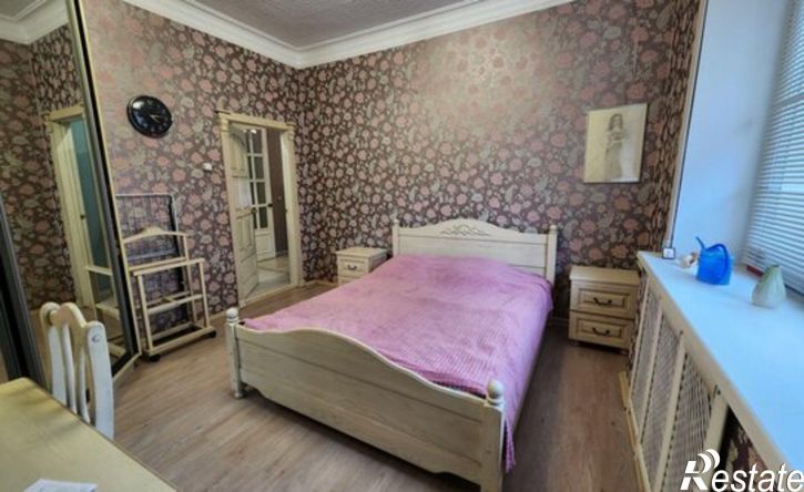 3-комн квартира Великие Луки, улица Глинки, 5