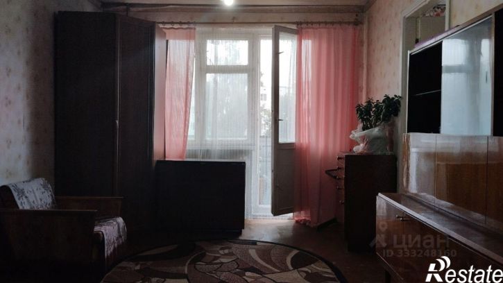 2-комн квартира Остров, улица Меркурьева, 4