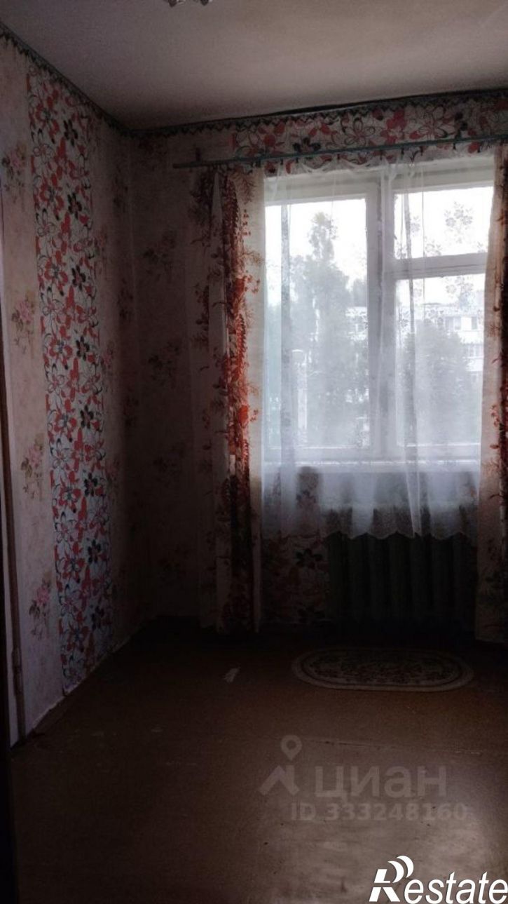 2-комн квартира Остров, улица Меркурьева, 4