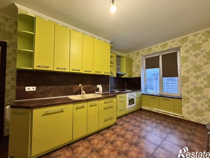 2-комн квартира Псков, Юбилейная улица, 40