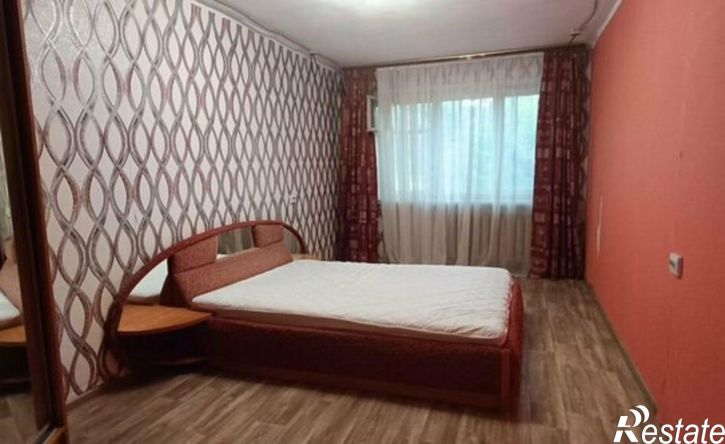 2-комн квартира Великие Луки, Зенцовская улица, 3