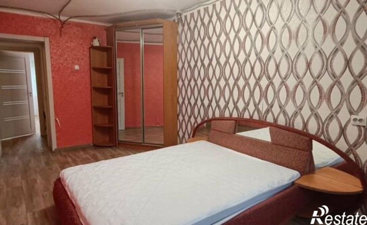 2-комн квартира Великие Луки, Зенцовская улица, 3