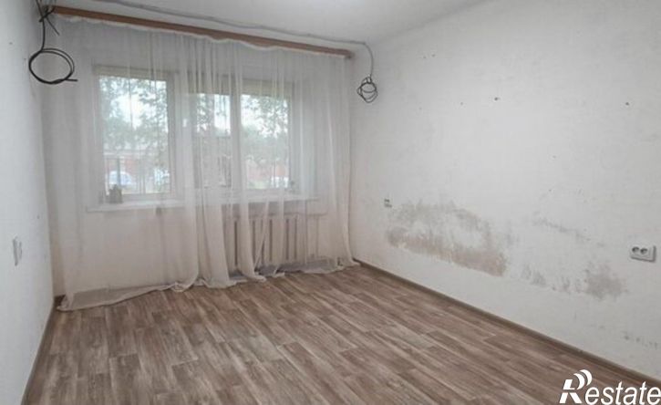 2-комн квартира Великие Луки, Зенцовская улица, 3