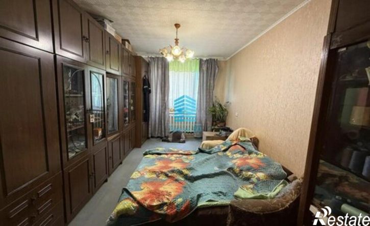 2-комн квартира Великие Луки, улица Дружбы, 33к1