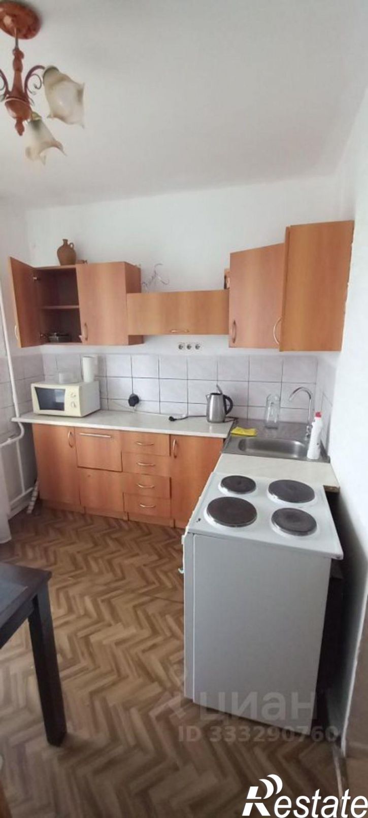 2-комн квартира Псков, улица Шестака, 10