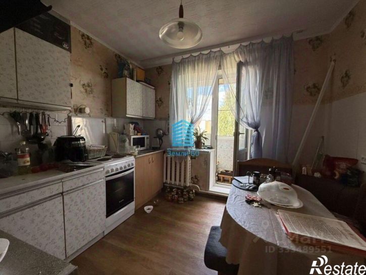 2-комн квартира г Великие Луки, ул Дружбы, д 33 к 1