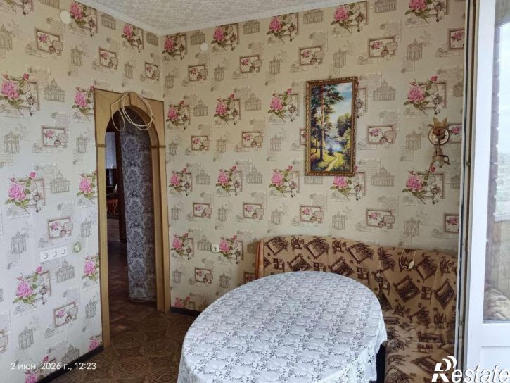 2-комн квартира Великие Луки, Холмская улица, 20