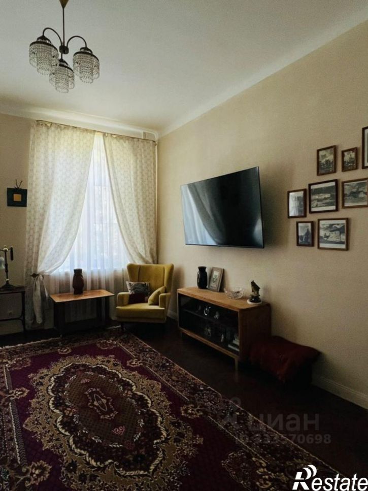 2-комн квартира Псков, Октябрьский проспект, 44