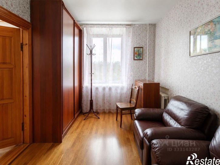 3-комн квартира улица Яна Фабрициуса, 22,  д. 22