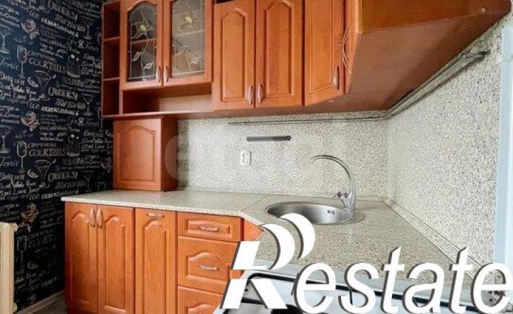 4-комн квартира мкр Строитель, 13,  д. 13