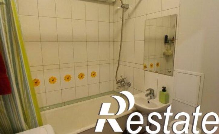 2-комн квартира улица Свердлова, 70,  д. 70